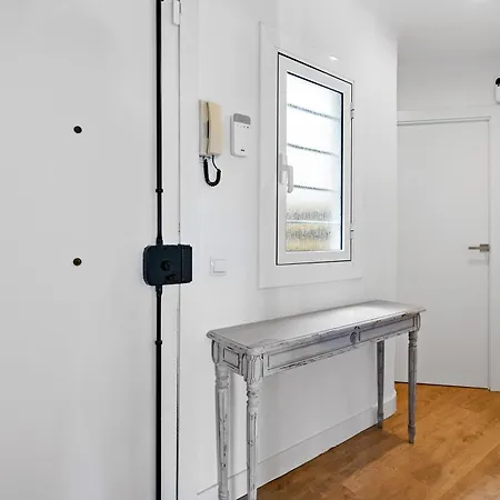 55m² Monthly Base W Terrace Ac Lejlighed