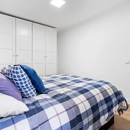 Charming 1br With Terrace Near El Carmel *
